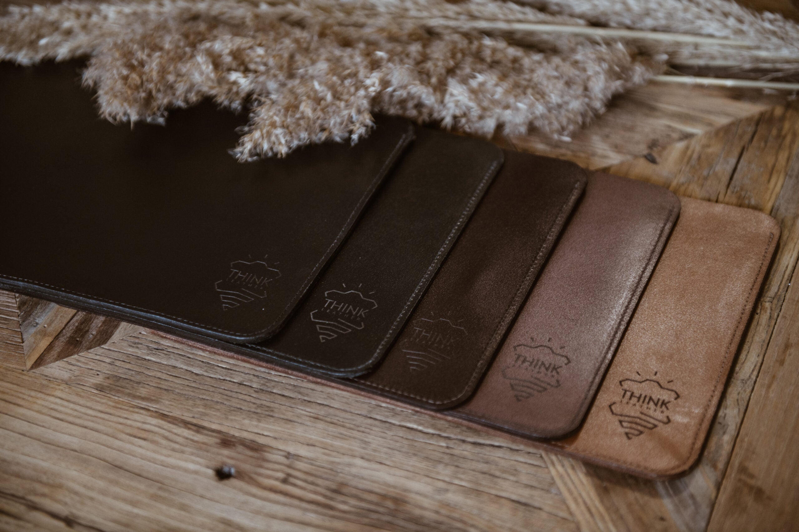 Skórzane etui na MacBook 13" Pro/Air - czarne-4